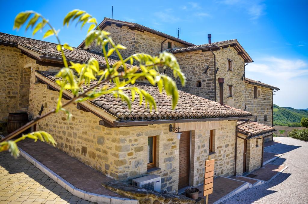 Tenuta Borgo Santa Cecilia Gubbio Exterior photo
