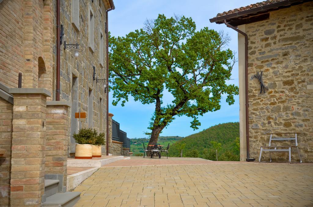 Tenuta Borgo Santa Cecilia Gubbio Exterior photo